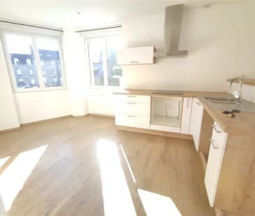 Location appartement 4 pièces - 76m² à Fougeres (35300) - Photo 1