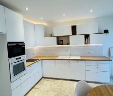 Location Appartement 4 pièces 93m² NICE 06200 - Photo 3