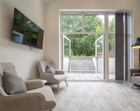 5 bedroom terraced house to rent - Photo 3