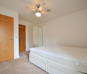 2 bedroom apartment - Photo 5