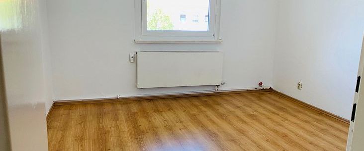 + 3 Zimmer zum Wohlfühlen + - Photo 1