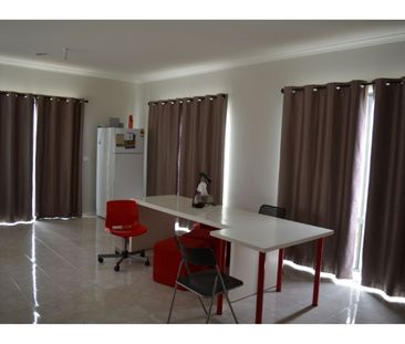 Your Comfortable Room Awaits in Clayton, near Monash University, We... - Photo 1