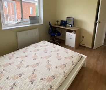 Ruskin Road - Photo 4