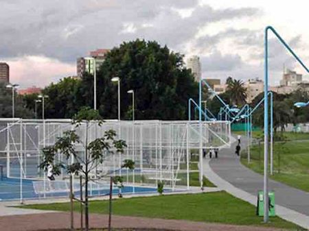 Redfern - Photo 2
