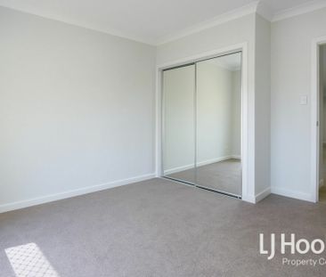 Welcome To Luxury Living At It's Finest! - Photo 2