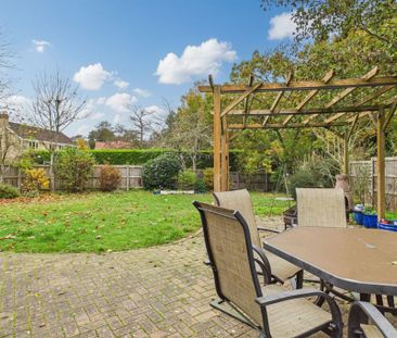 5 bedroom detached house to rent - Photo 3