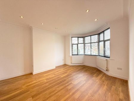 3 bedroom semi-detached house to rent - Photo 5