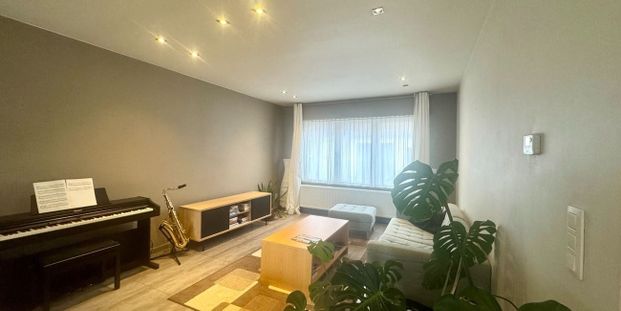 Woning te huur in Kortrijk voor € 1.100 met 4 slaapkamers - Foto 1