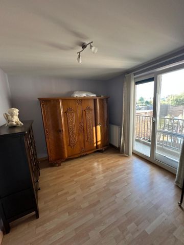 Lichtrijk appartement met 2 slaapkamers en 2 badkamers in Geel - foto 3