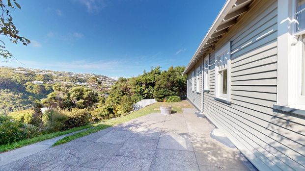 169 Barnard Street, Wadestown - Photo 1