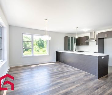 Appartement Terrasse-Vaudreuil À Louer - Photo 1