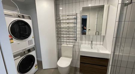 Near New & Beautiful - Photo 5