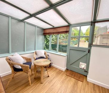 2 bedroom terraced house to rent - Photo 4