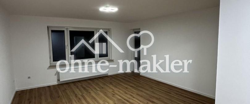 Moderne 75 m²-Wohnung mit Einbauküche, Balkon, Keller & Parkplatz - Photo 1