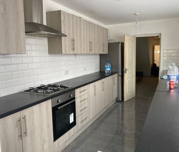 Room in a Shared House, Keogh Road, E15 - Photo 5