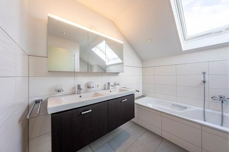 Heimelige und ruhige 3 Zimmer-Wohnung in einem Einfamilienhaus - Photo 5