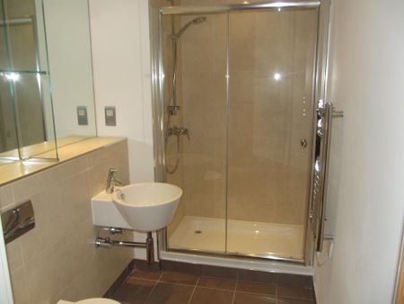 Studio to rent - Photo 3