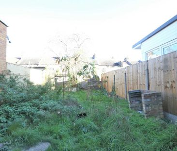 3 bedroom terraced house to rent - Photo 5