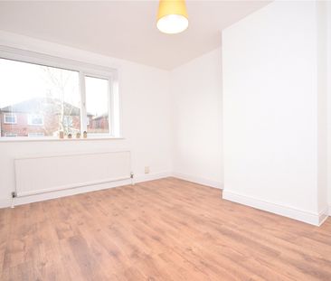 2, Rooms Lane, Morley, Leeds, West Yorkshire, LS27 9PB - Photo 4