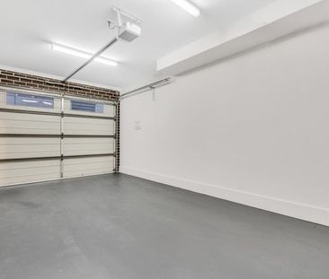 Preston's Best at Your Doorstep - Brilliant Location, Stylish Space - Photo 4