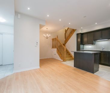 For Lease - 23 Applewood Lane Unit# 79, Toronto, Ontario - Photo 3