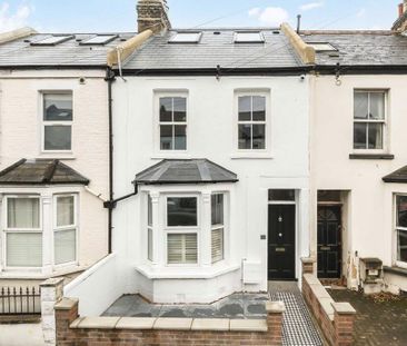3 bedroom flat to rent - Photo 6