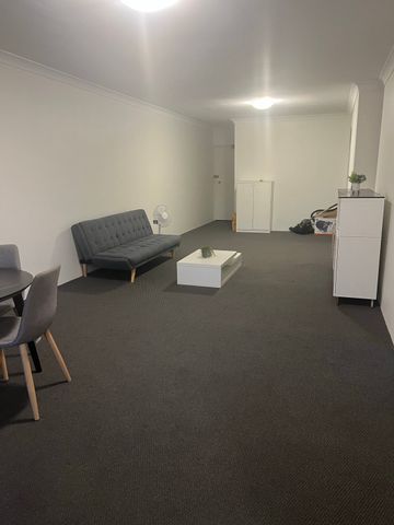 Kensington - Photo 4