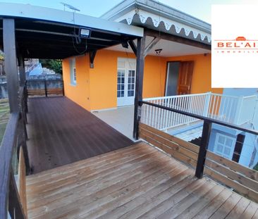 Location Maison 5 pièces 100m² LE FRANCOIS 97240 - Photo 2