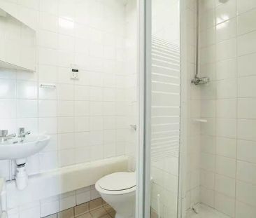 Standard Ensuite - Photo 4