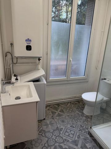 Location Appartement 1 pièce 17m² ISSY LES MOULINEAUX 92130 - Photo 5