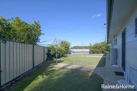 2/38 Edlorowa Street, Sun Valley, QLD 4680 - Photo 4