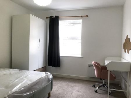 2 bedroom flat to rent - Photo 3