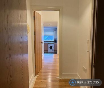 2 bedroom flat to rent - Photo 6