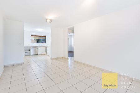 2/109 High Street, Southport QLD 4215 - House For Rent | Domain - Photo 5