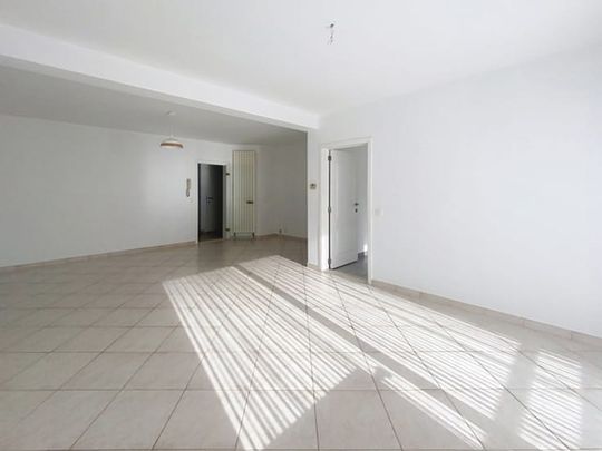 Appartement te huur - Photo 1