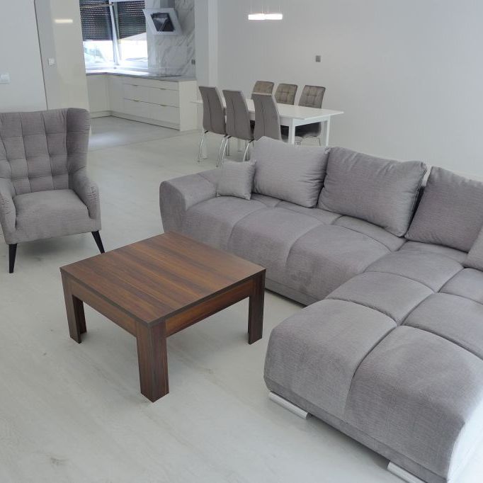 Dom, Zielona Góra, 5 pokoi - Photo 1