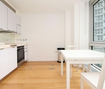 Studio to rent - Photo 6