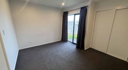 TOWNHOUSE WITH RURAL VIEWS - Photo 5