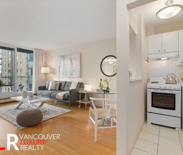 Condo in Downtown Vancouver, BC - Photo 6