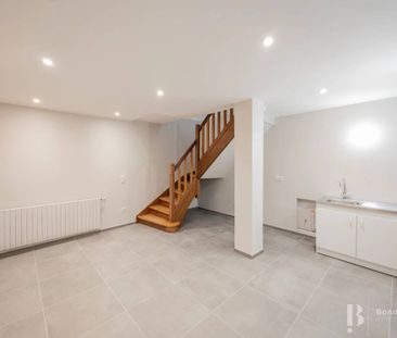 Rental Apartment Paris 18th Clignancourt - Photo 4