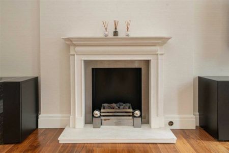 Bathurst Street, Hyde Park, W2 - Photo 2