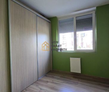 De inchiriat ap. 3 camere bloc nou Ared – cu parcare inclusa - Photo 1