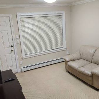 2 bedroom basement suite - Photo 3