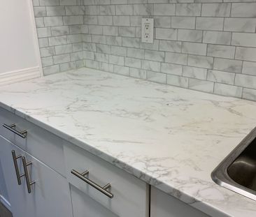 1 BDRM/1 BATH - 2102 MAIN ST - Available DEC 1 - Photo 5