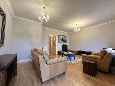 30, Stoneleigh Court, Leeds, LS17 8FN - Photo 2