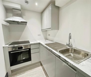 1 bedroom in a house share to rent - Photo 6