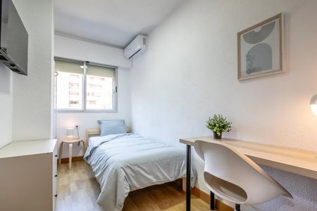 Carrer de Sant Joan de Déu, Valencia, Valencian Community 46011 - Photo 5