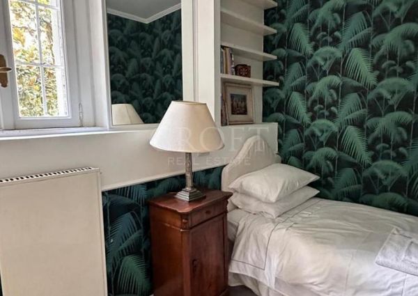 Villa-Parioli: Beautiful independent house with large private garden and terraces. Spacious living, formal dining, study-music room, sun room, 5 bedrooms, 4 bathrooms, parking. rif 163