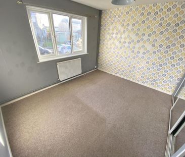 2 bedroom maisonette to rent - Photo 3