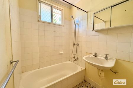 Close to Schools - Photo 5